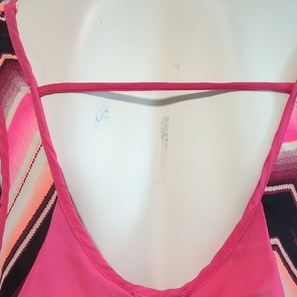 Ardene Pink and Black Chevron Tank Top - Picture 7 of 9